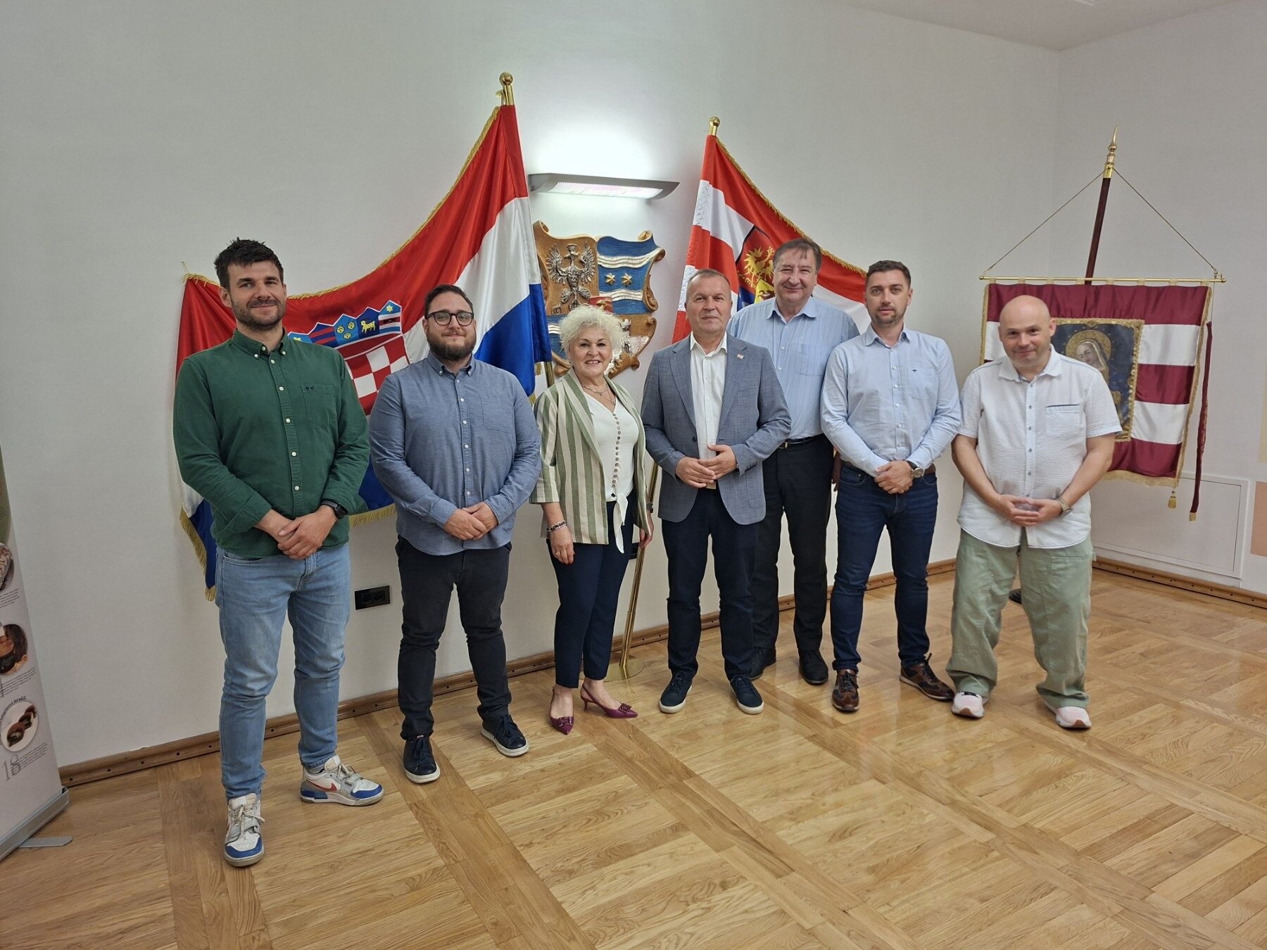 Predstavnici Lokalnih akcijskih grupa razgovarali sa županom Stričakom